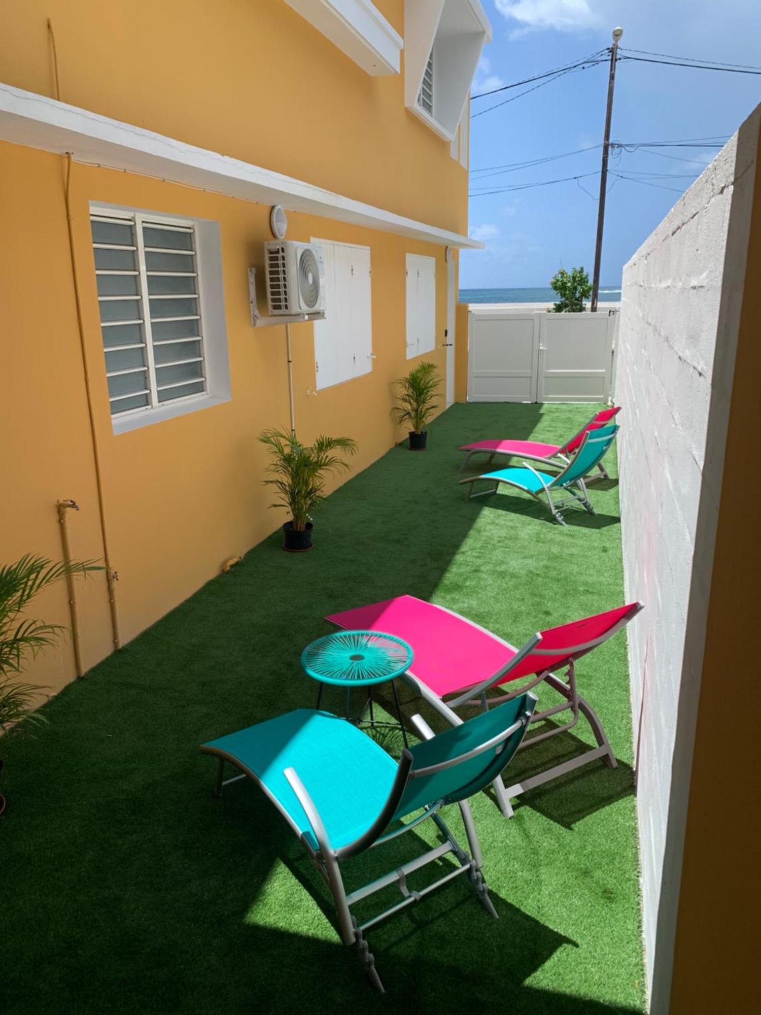 Villa Phare Caraibes Guadeloupe - Rooftop Jacuzzi & Ocean View Le Moule Zewnętrze zdjęcie